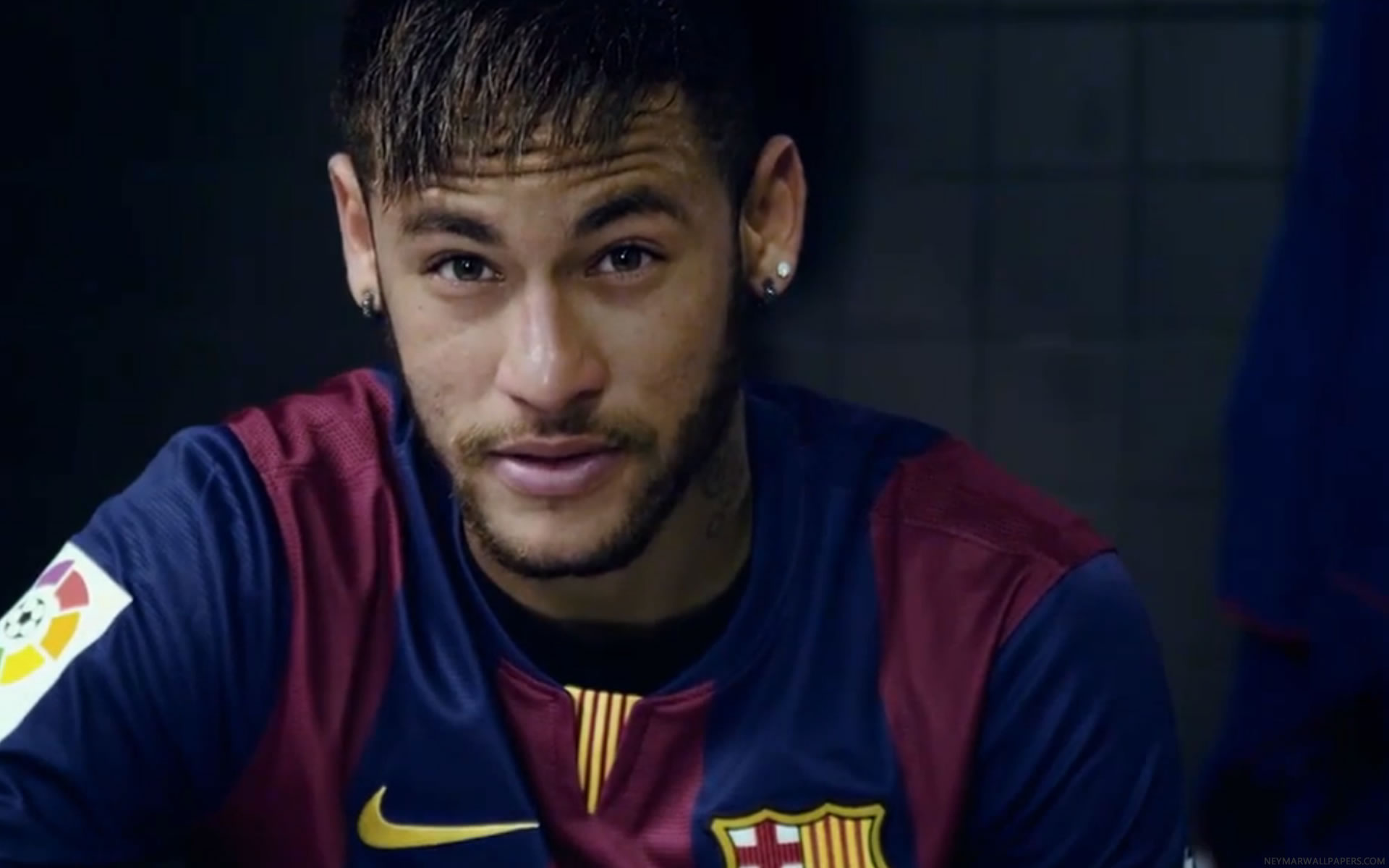 Neymar head in Barcelona jersey