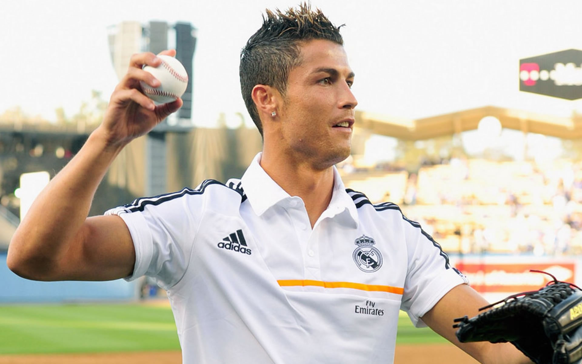 Cristiano Ronaldo with baseball wallpaper